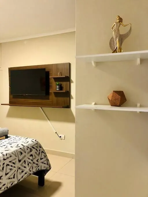 Suite Junior Urdesa Central. Guayaquil 0*,